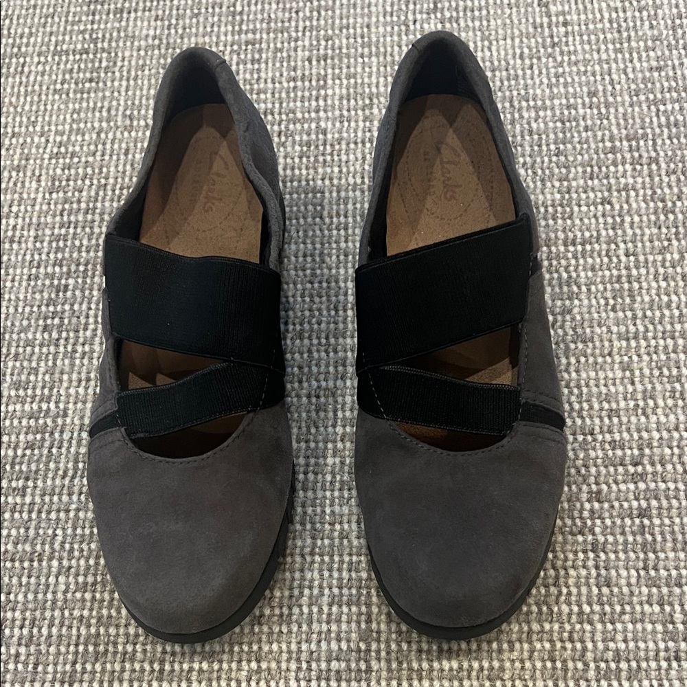 Clarks women’s shoes.  Size 7.5m.